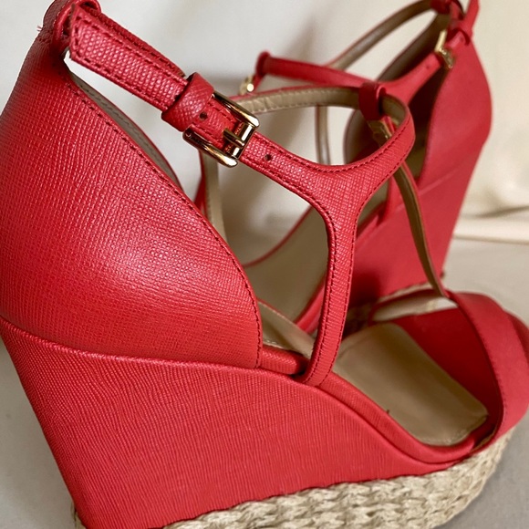 Michael Michael Kors Kerri T-strap Wedge - Picture 7 of 14